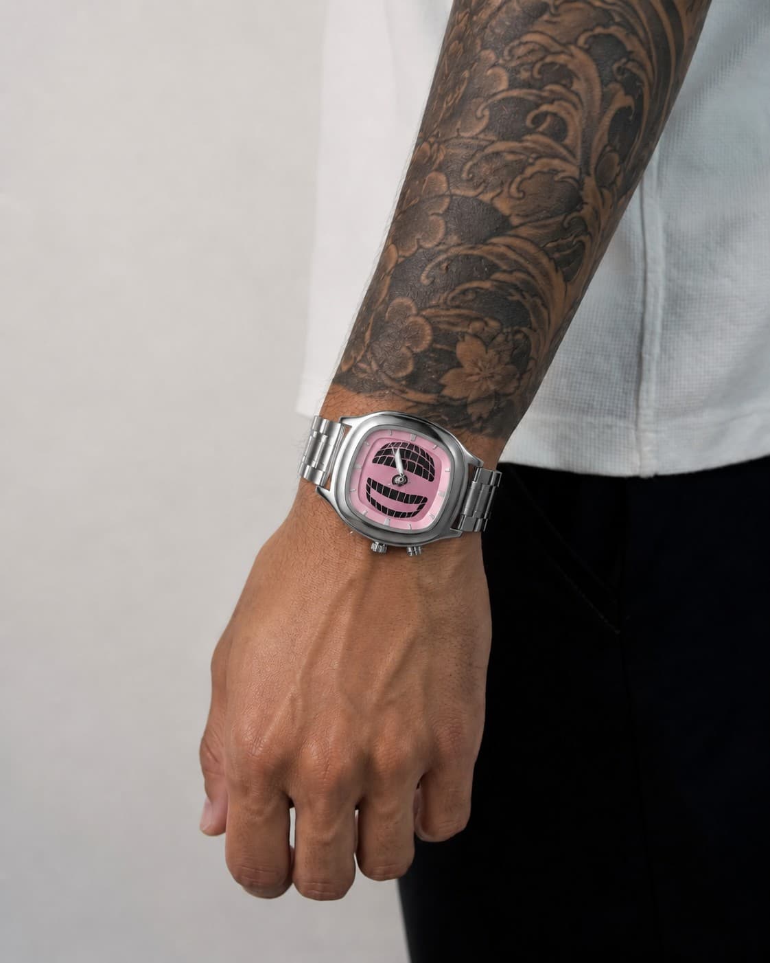 Nova Y2K Rose getragen